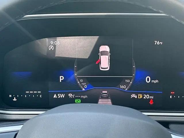 2026 Volkswagen Taos SE Black
