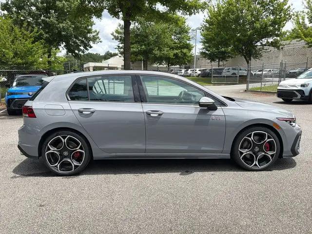 2026 Volkswagen Golf GTI Autobahn