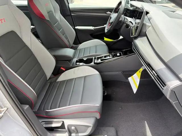 2026 Volkswagen Golf GTI Autobahn