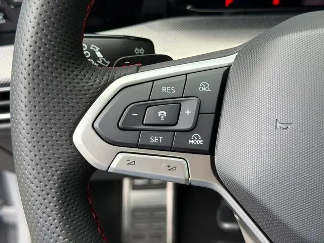 2026 Volkswagen Golf GTI Autobahn