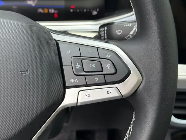 2026 Volkswagen Taos SE