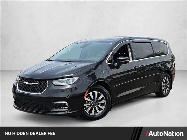 2022 Chrysler Pacifica Hybrid Touring L for sale in Tempe, AZ