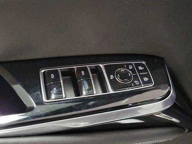 2025 Cadillac Escalade V-Series