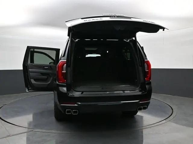 2026 GMC Yukon XL 4WD AT4