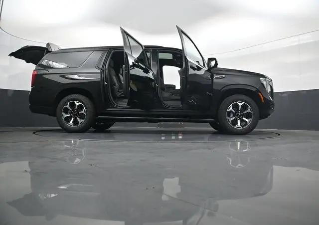 2026 GMC Yukon XL 4WD AT4