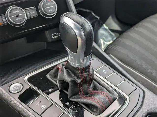 2019 Volkswagen Jetta GLI 2.0T S