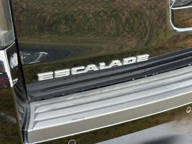 2019 Cadillac Escalade Platinum