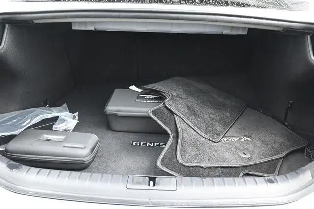 2025 Genesis G70 3.3T RWD Sport Advanced