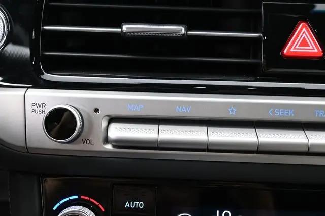 2025 Genesis G70 3.3T RWD Sport Advanced