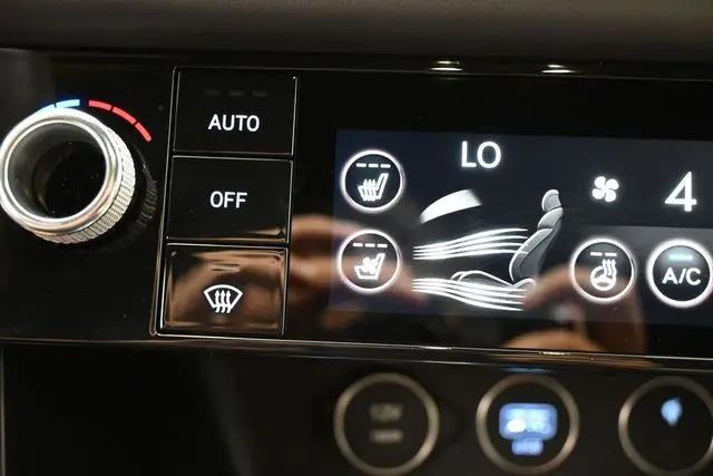 2025 Genesis G70 3.3T RWD Sport Advanced