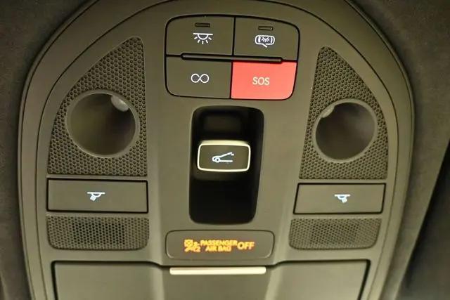 2025 Genesis G70 3.3T RWD Sport Advanced
