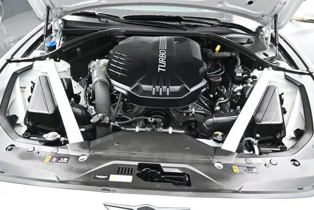2025 Genesis G70 3.3T RWD Sport Advanced