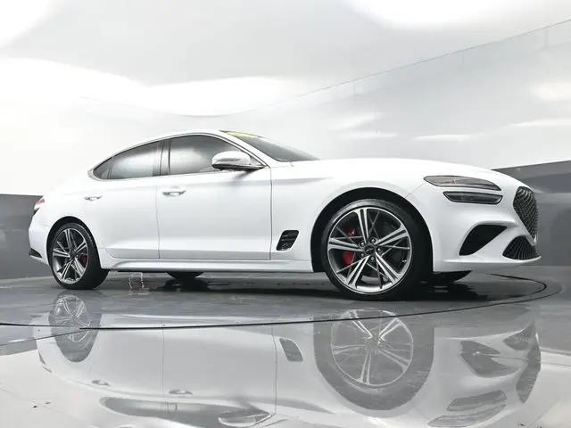 2025 Genesis G70 3.3T RWD Sport Advanced