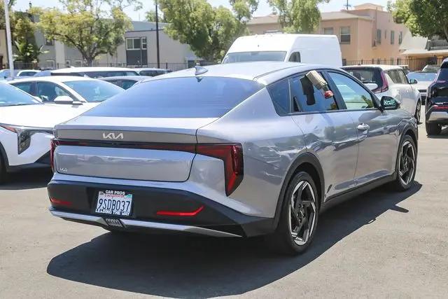 2025 Kia K4 EX