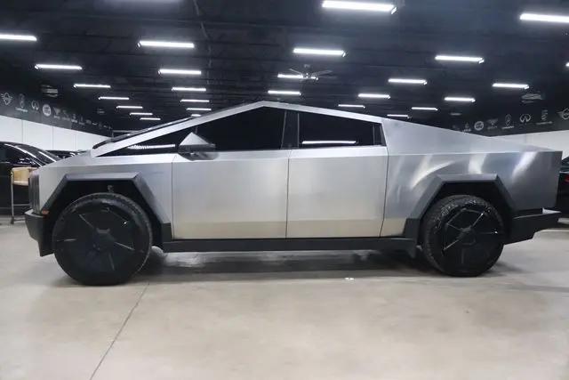 2024 Tesla Cybertruck All-Wheel Drive