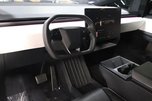 2024 Tesla Cybertruck All-Wheel Drive