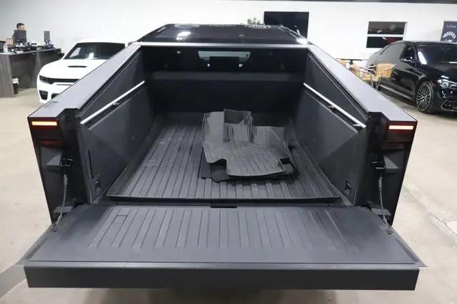 2024 Tesla Cybertruck All-Wheel Drive