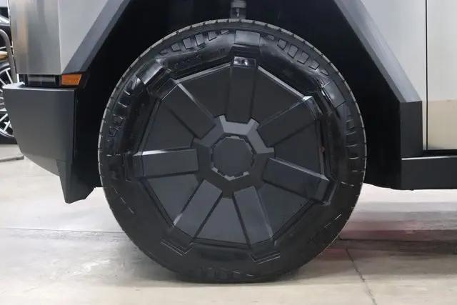 2024 Tesla Cybertruck All-Wheel Drive