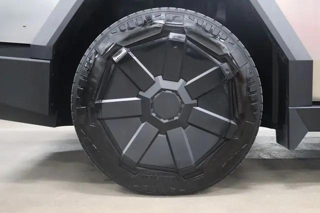 2024 Tesla Cybertruck All-Wheel Drive