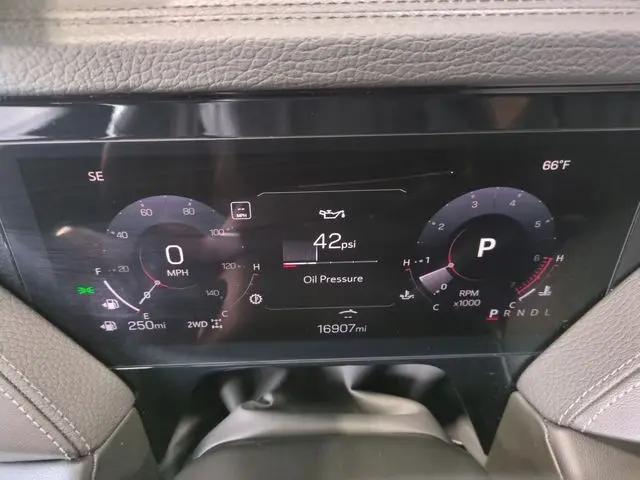2025 GMC Yukon 4WD Denali