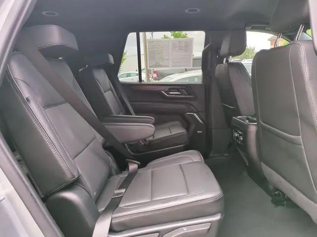 2025 GMC Yukon 4WD Denali