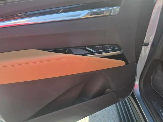 2025 Cadillac Escalade ESV Premium Luxury