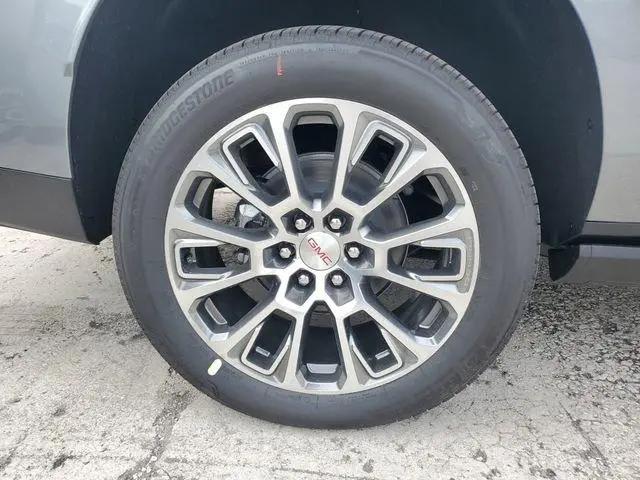 2026 GMC Yukon XL 4WD Denali