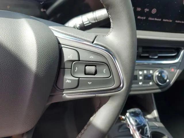 2026 Buick NV Preferred FWD