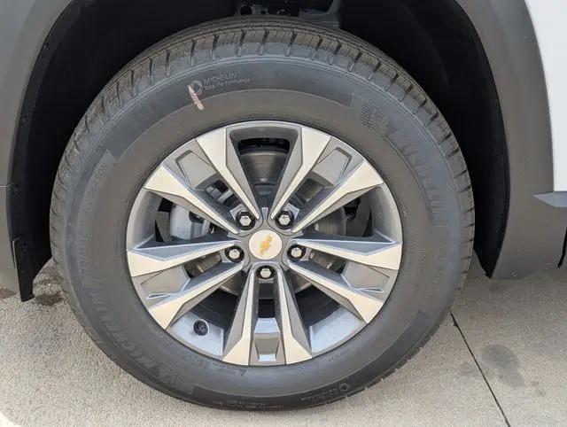 2026 Chevrolet Equinox AWD LT