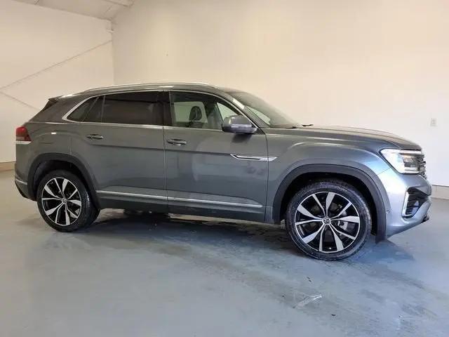 2024 Volkswagen Atlas Cross Sport 2.0T SEL Premium R-Line