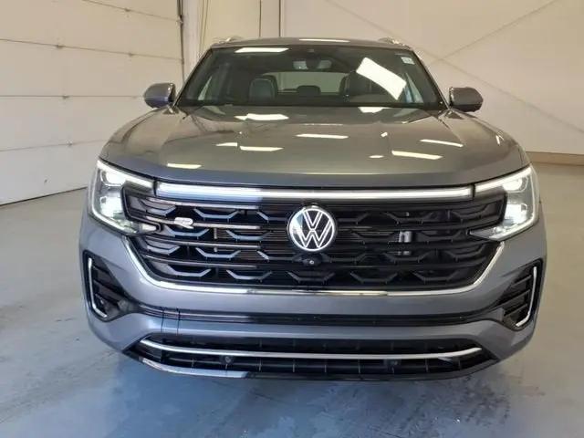 2024 Volkswagen Atlas Cross Sport 2.0T SEL Premium R-Line
