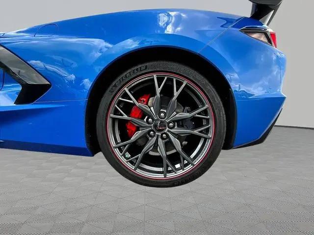 2025 Chevrolet Corvette Stingray RWD Convertible 2LT