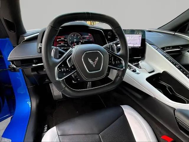 2025 Chevrolet Corvette Stingray RWD Convertible 2LT