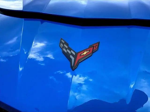 2025 Chevrolet Corvette Stingray RWD Convertible 2LT