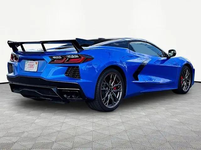 2025 Chevrolet Corvette Stingray RWD Convertible 2LT