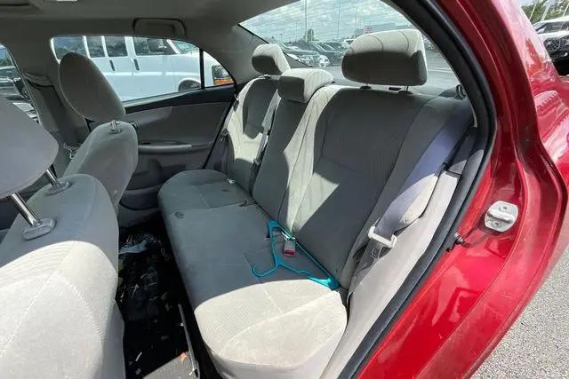 2011 Toyota Corolla LE