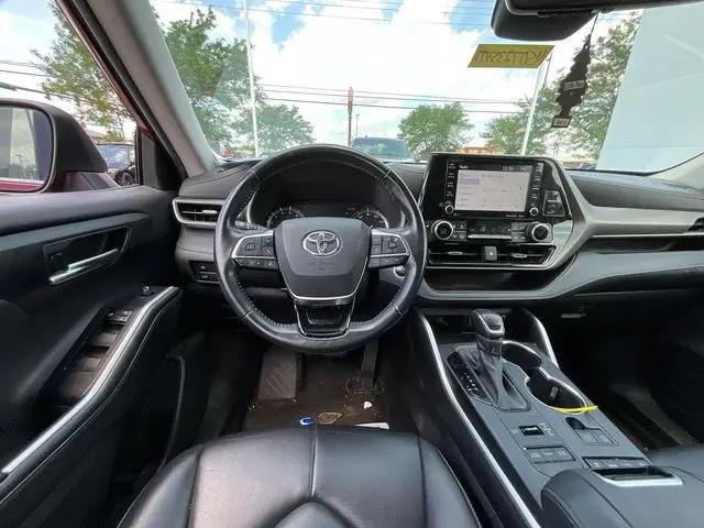 2021 Toyota Highlander XLE