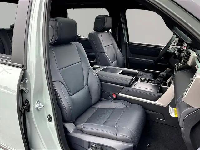 2026 Toyota Tundra Platinum CrewMax 5.5' Bed