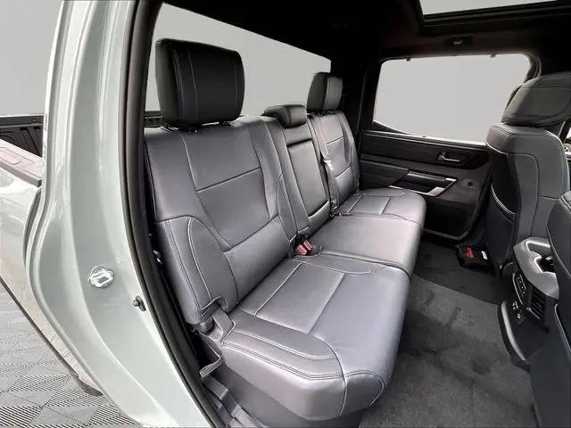 2026 Toyota Tundra Platinum CrewMax 5.5' Bed