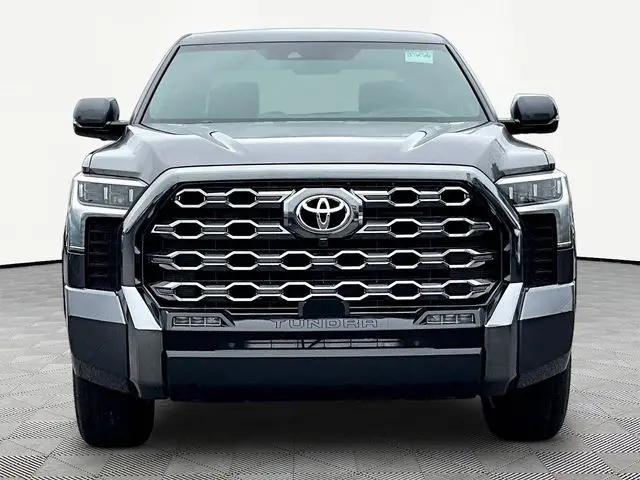 2026 Toyota Tundra Platinum CrewMax 5.5' Bed