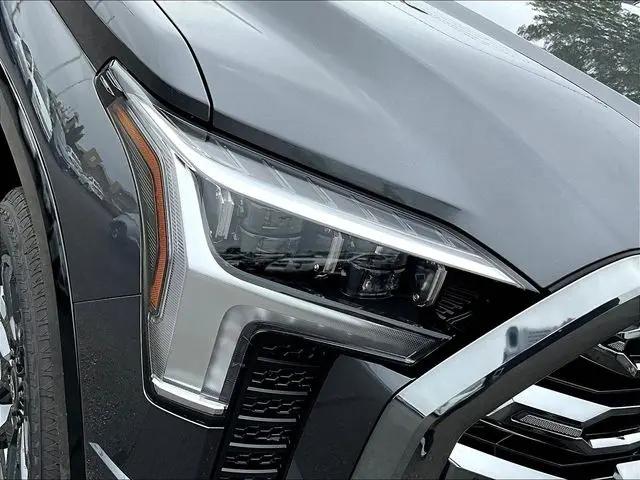 2026 Toyota Tundra Platinum CrewMax 5.5' Bed