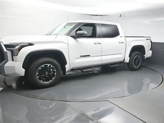 2026 Toyota Tundra SR5 CrewMax 5.5' Bed