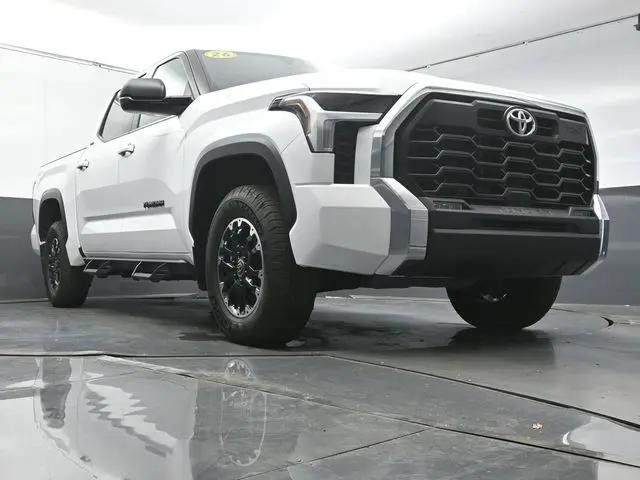 2026 Toyota Tundra SR5 CrewMax 5.5' Bed