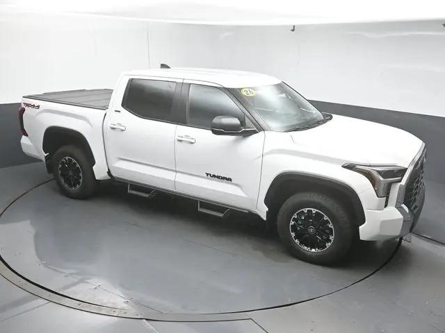 2026 Toyota Tundra SR5 CrewMax 5.5' Bed