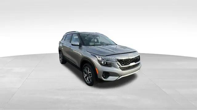 2023 Kia Seltos EX
