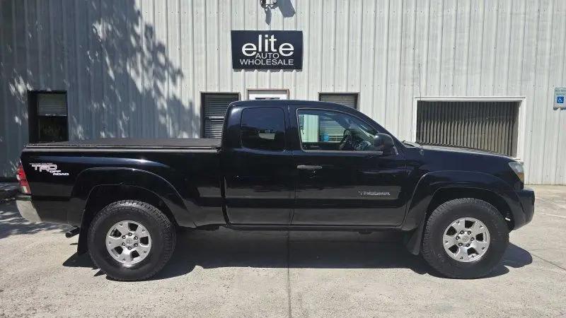 2011 Toyota Tacoma Base V6
