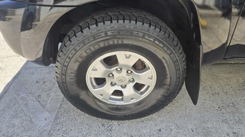 2011 Toyota Tacoma Base V6