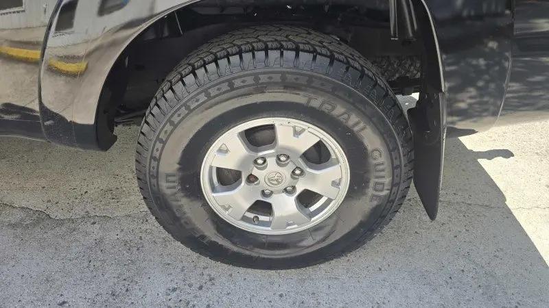 2011 Toyota Tacoma Base V6