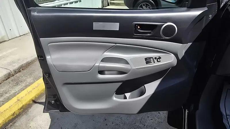 2011 Toyota Tacoma Base V6