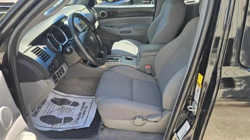 2011 Toyota Tacoma Base V6